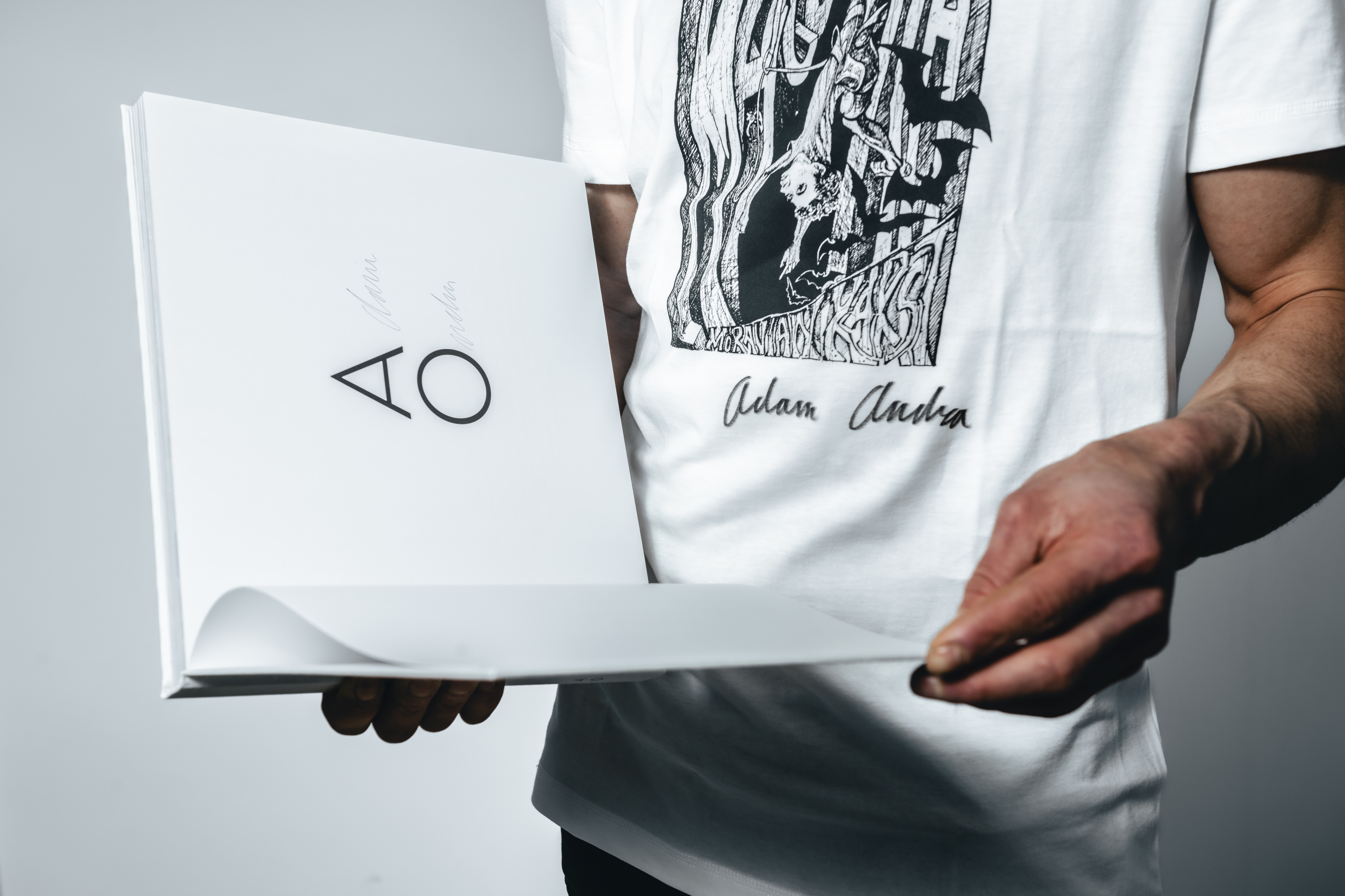 Petr Chodura, Merch, 231110141900