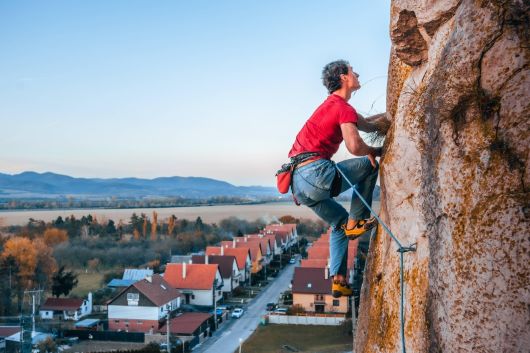 Oldschool Vertical Referendum 8b On-sight by Adam Ondra