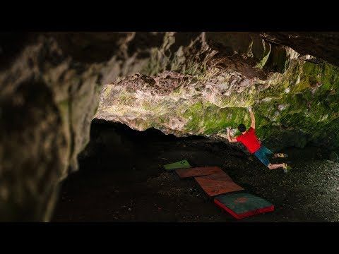Bouldering in a Cave / Ghost Rider 8C