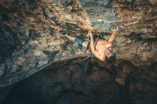 New bonus YouTube video is out - El Maquinista 9a+/b