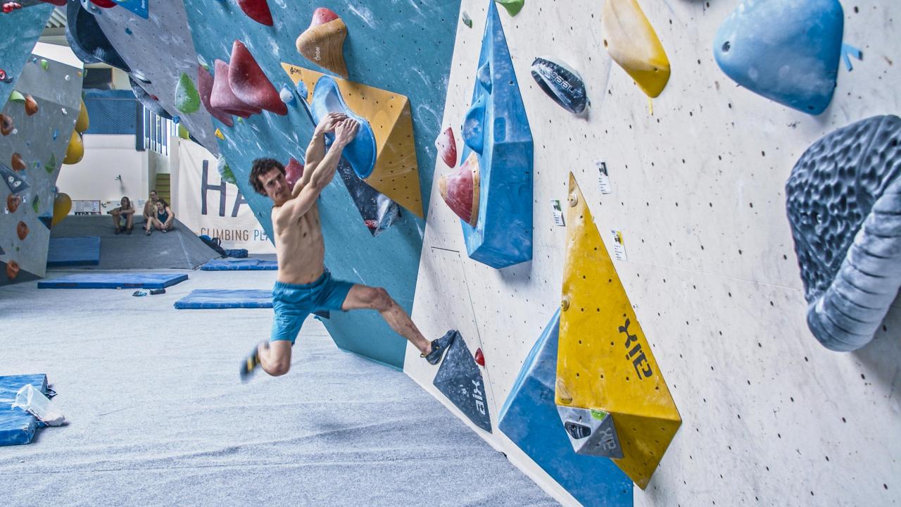 Boulder problem training by Adam Ondra in Hangar Brno. 