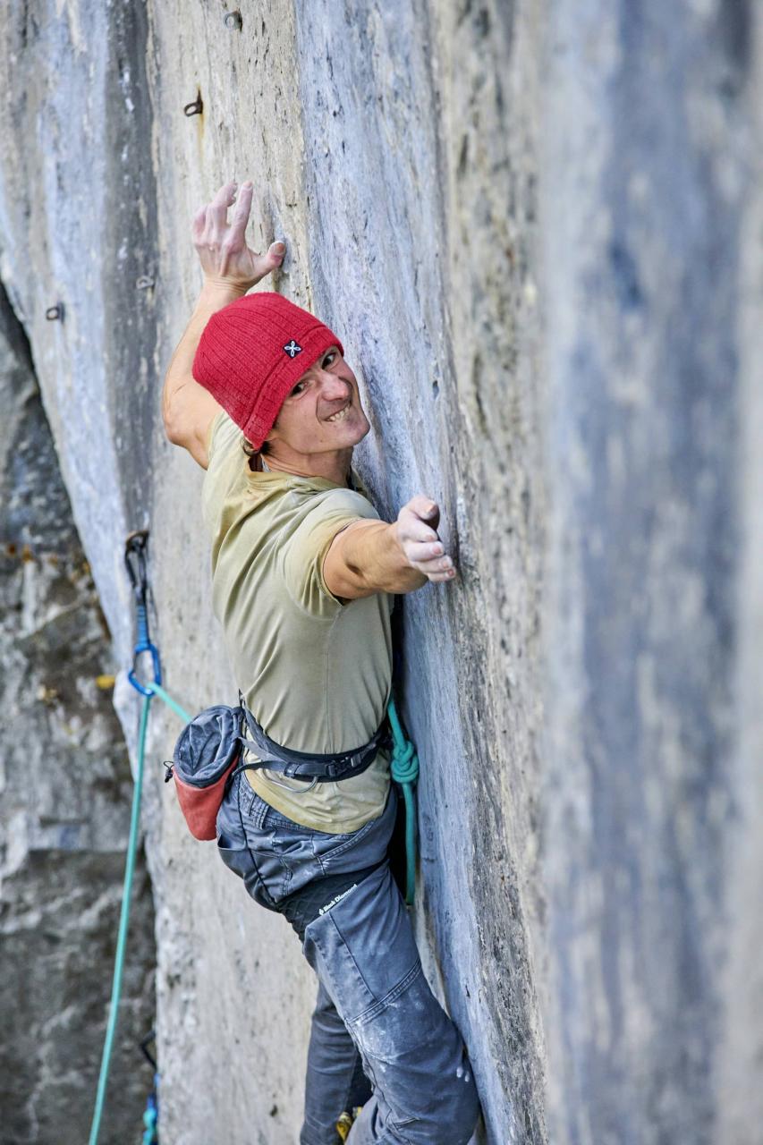 Adam Ondra climbing Zrcadlo (Mirror) 8c